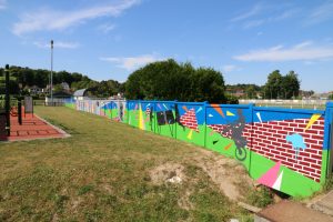 Appareils fitness et fresque Flixecourt